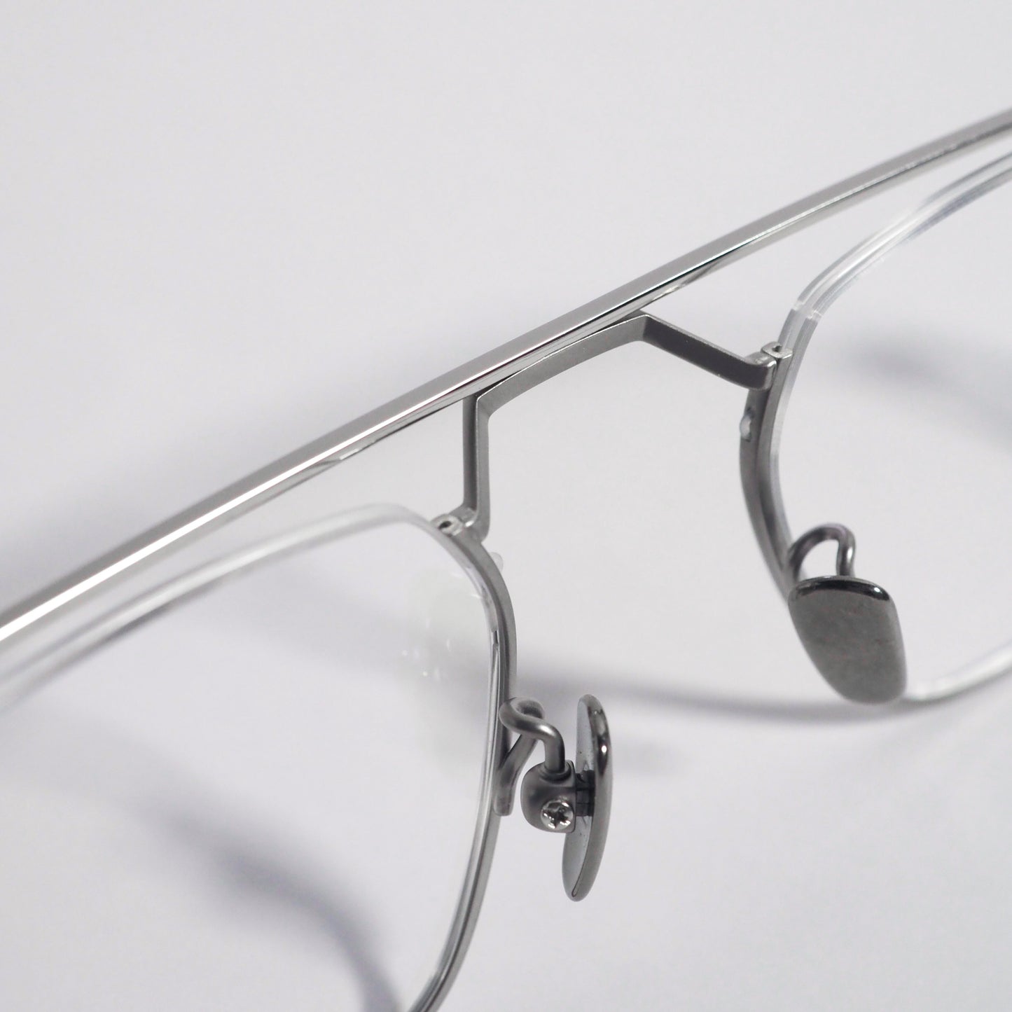 YA-042 col.02（silver / silver matte）