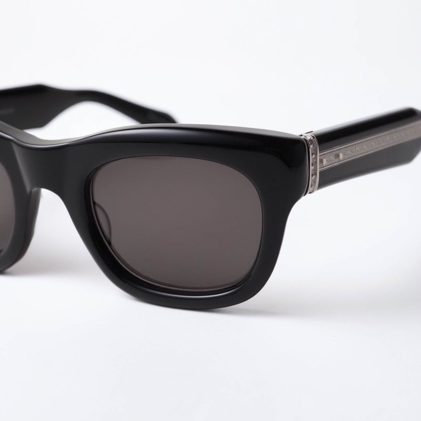 M1042-SUN col.BLK-S