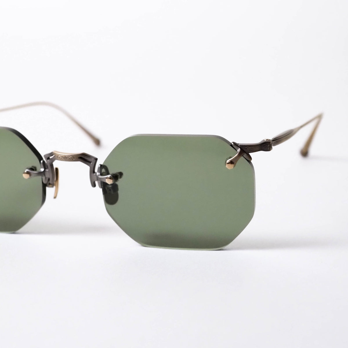 M5012 SUN col.AG