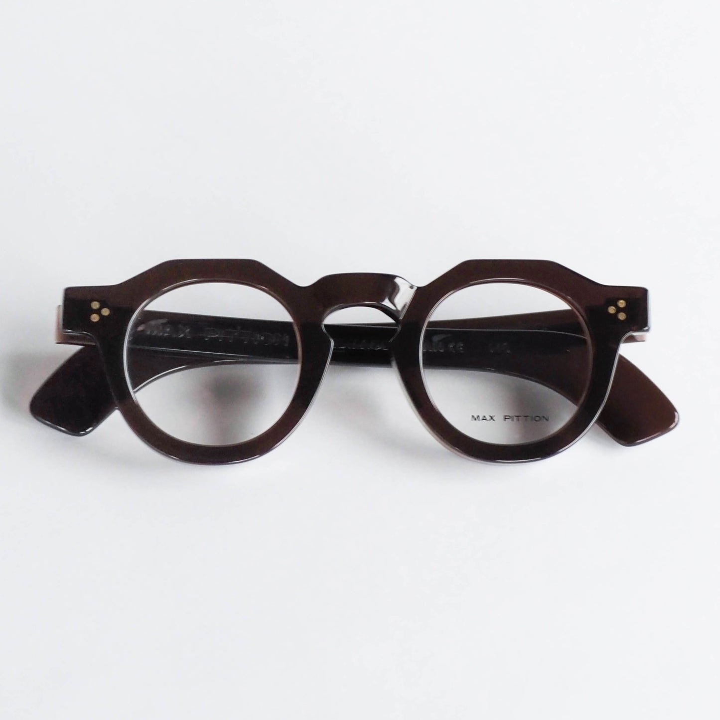 HUGO(42) col.Cinnamon