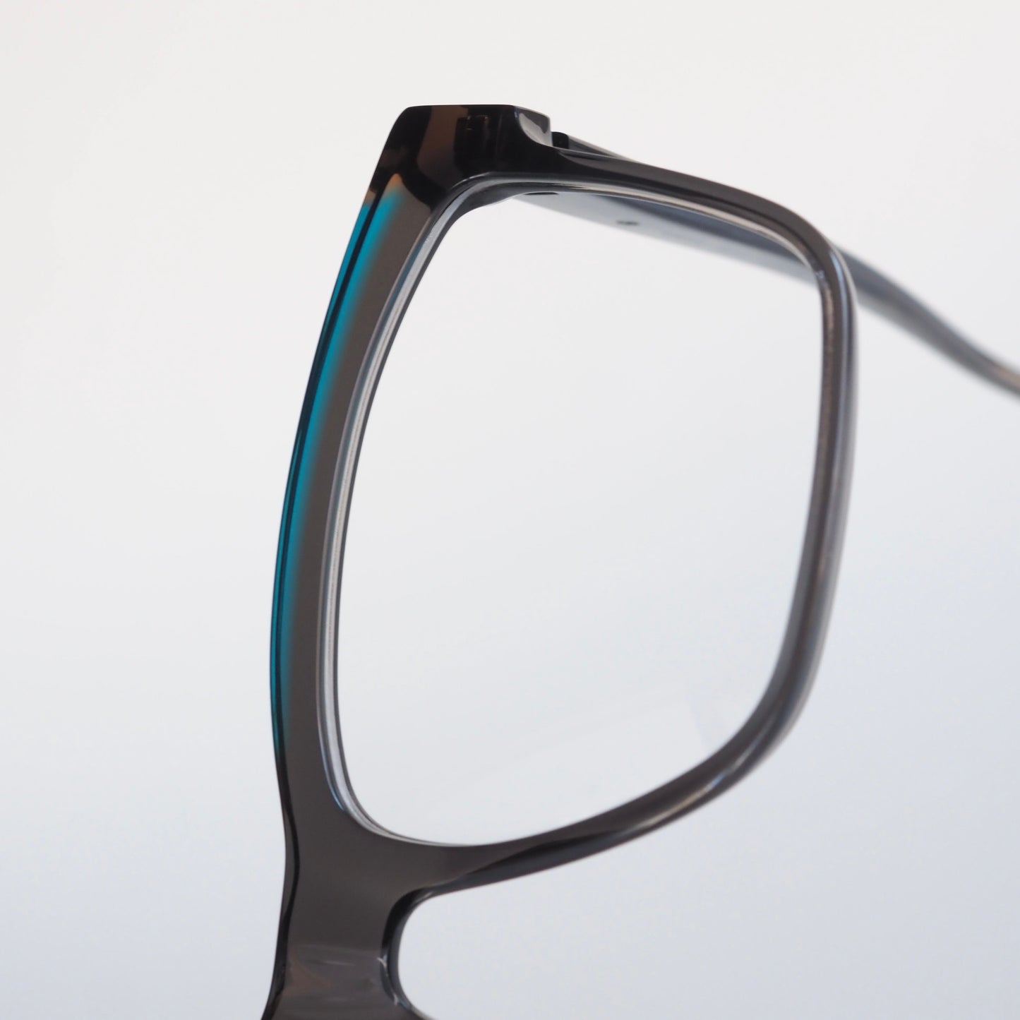 VOLTAIRE col.Black, blue, brown