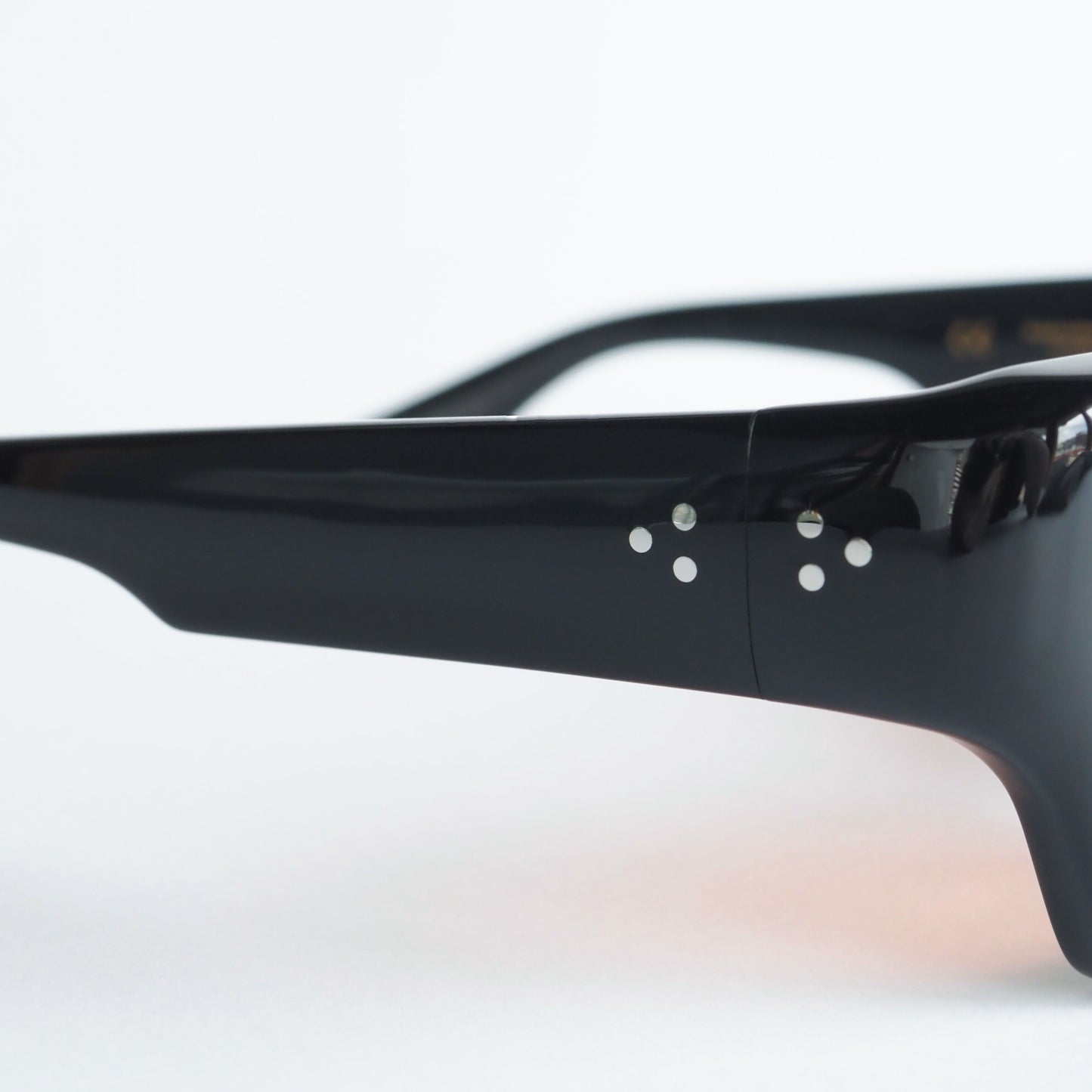 AYREEN col.Black-Wardi