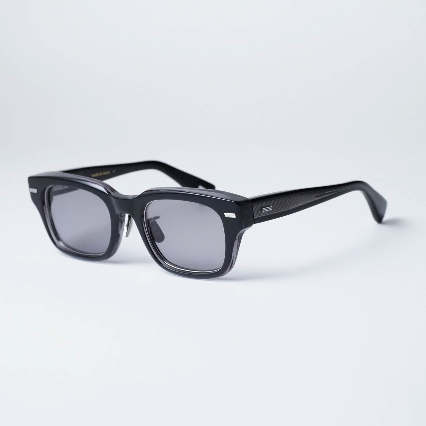 WILLIAMSBURG-SG col.02 (Black Clear / Silver)