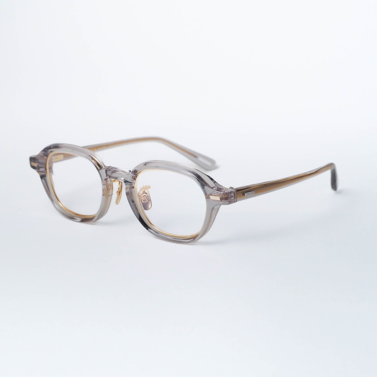 BEACON col.04 (Clear gray / Gold)